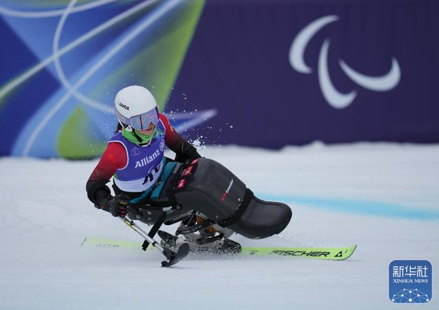 世界杯比赛在线观看地址-冬残奥会 | 中国选手刘思彤获高山滑雪女子大回转（坐姿）季军|科尔|AC米兰|铜牌|意大利|米兰冬奥会_新浪体育_新浪新闻