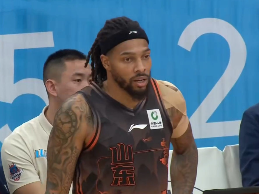 世界杯高清直播软件官网下载入口-8连胜！山东男篮一波流击溃宁波，珀塞尔下起三分雨，鲍威尔回暖